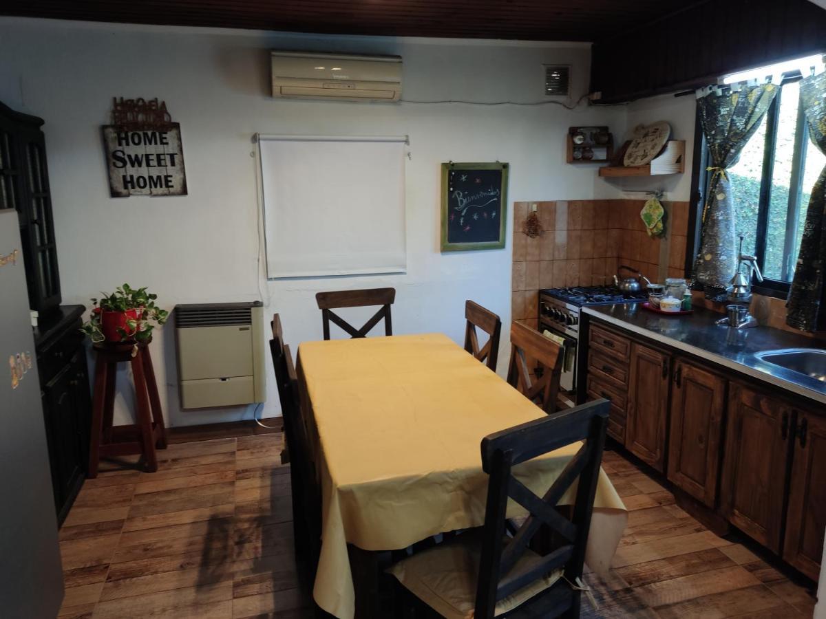 Casita Casa Con Parque, Estacionamiento Y Pileta En Tigreヴィラ エクステリア 写真